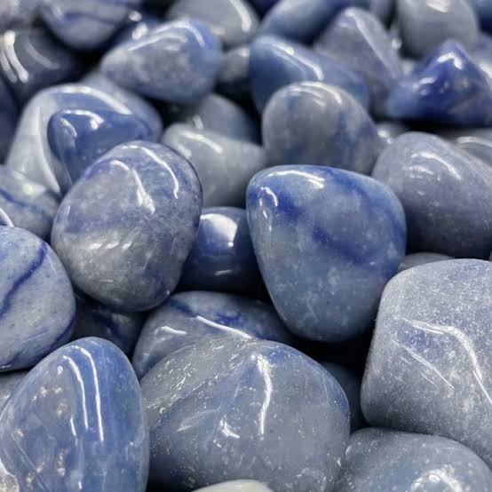 Blue Quartz Tumbled – Alternative Distribution